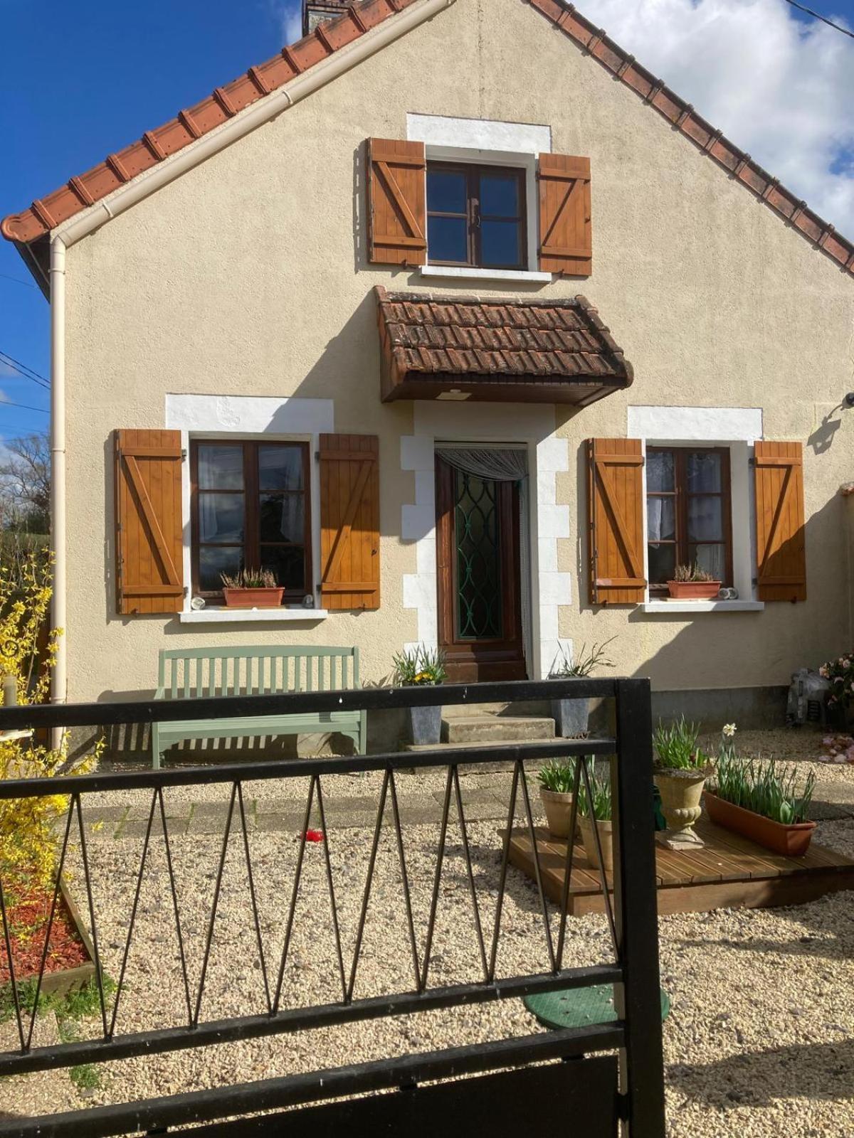 Chambres D' Hotes A Benaize Coulonges  Εξωτερικό φωτογραφία